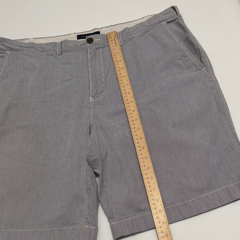 Tommy Hilfiger Men's Striped Chino Shorts Size 42 Gray White Casual - Picture 6 of 6